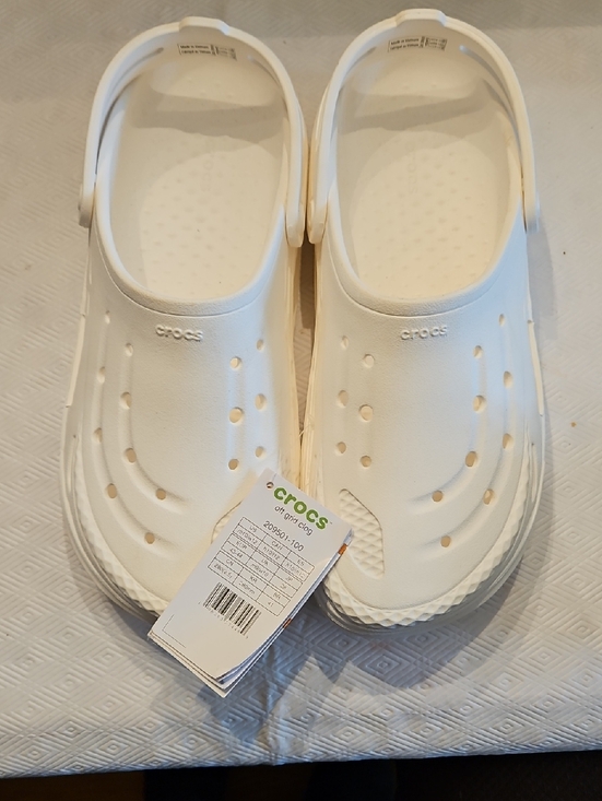 CROCS Other - CROCS off grid Clog in White